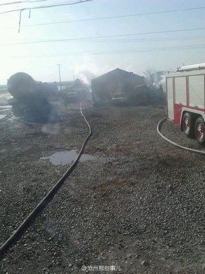 河北滄州一液化氣站發生十餘次連環爆炸。（網絡圖片）