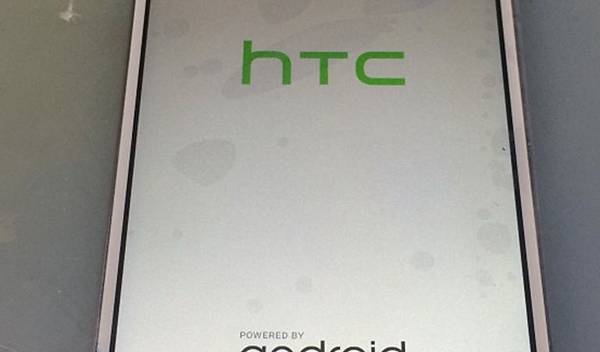 救命啊~~HTC X9 看股票到一半就關機就再也開不起來了(