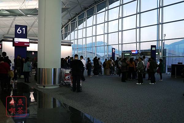 香港航空 回程香港機場登機門