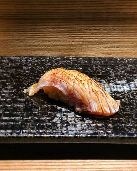 122518_190109_0013.jpg 炙燒握壽司