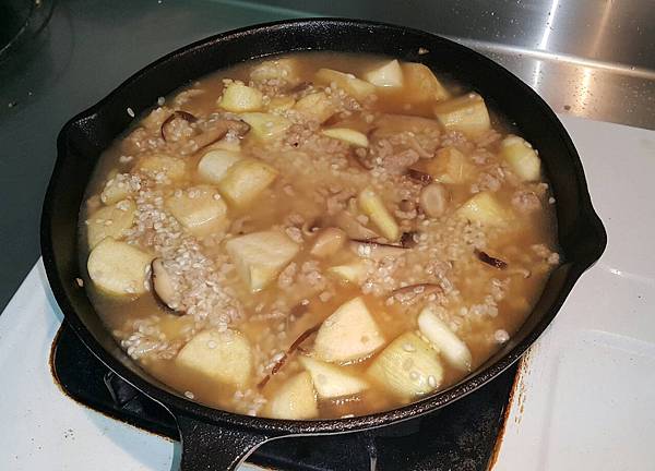 鑄鐵鍋料理4.jpg 鑄鐵鍋料理4.jpg