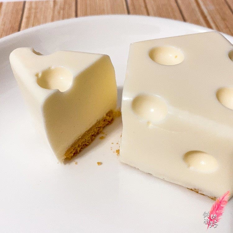 全聯-湯姆貓與傑利鼠乳酪蛋糕.jpg 全聯一塊乳酪蛋糕 湯姆貓與傑利鼠.jpg