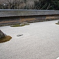 龍安寺極其著名的枯山水石庭院