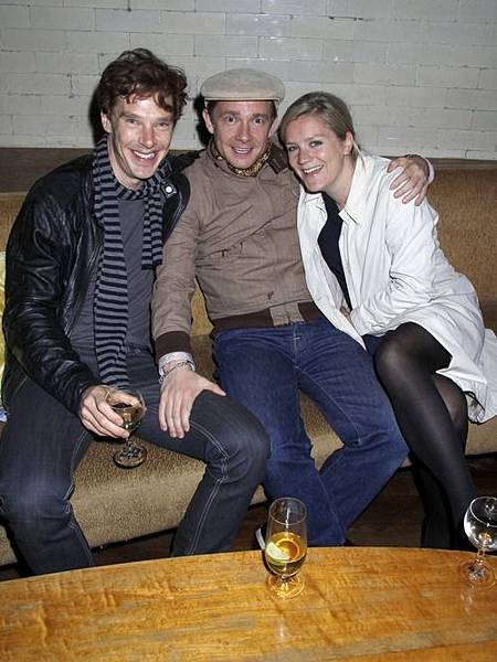 Benedict-and-Martin-sherlock-on-bbc-one-14762782-500-667