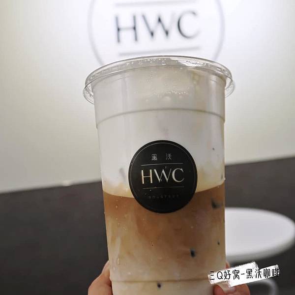 台中文青飲料店 HWC黑沃咖啡 2019珍奶總冠軍 深得人心