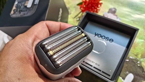 「香港商思維創新」MINI 5 隨身五刀頭往復式刮鬍刀