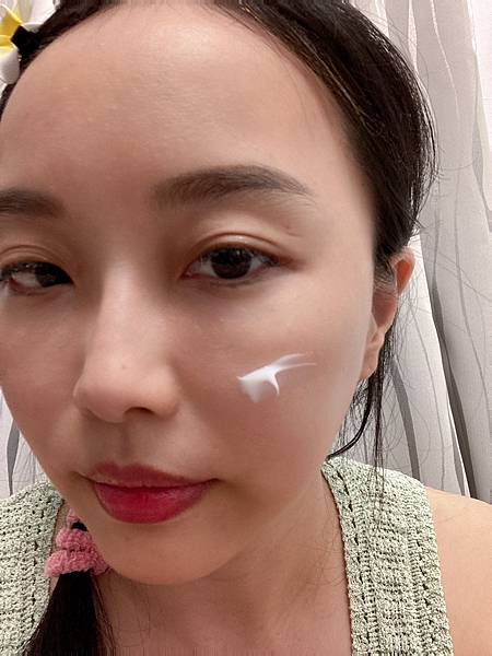 Healtdeva赫蒂法青春飽滿養顏美容乳霜開箱 Healtdeva赫蒂法青春飽滿養顏美容乳霜開箱