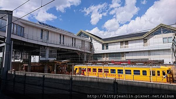 搭北陸新幹線回東京囉-有熱的火車便當喔