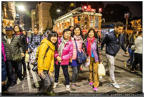 獨立大道(Istiklal Street)逛街捕貨趣