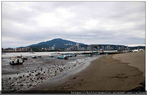 北海岸一日遊-搭渡輪來企左岸八里