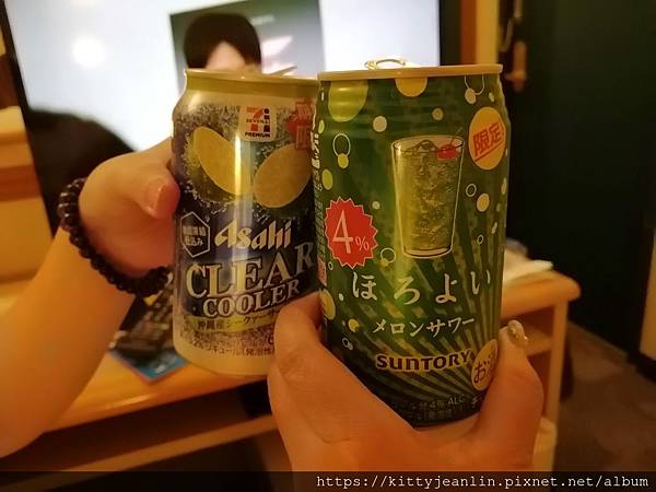 林家女孩合體囉~~夜宵也要乾一杯