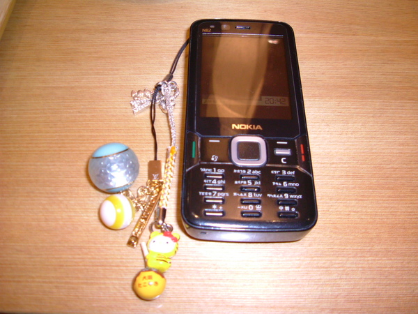 20080315 LV LV BIJOU TELEPHONE MINI LIN (6)