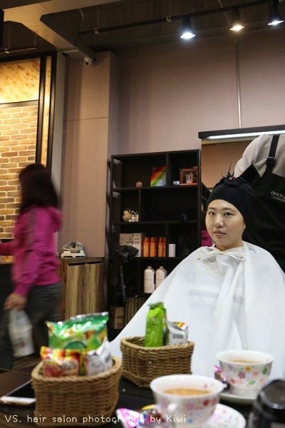台中西屯美髮VS. hair salon逢甲夜市附近1078 台中西屯美髮VS. hair salon逢甲夜市附近1078