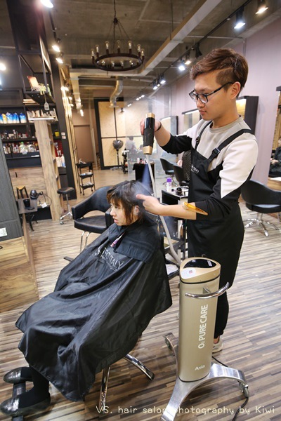 台中西屯美髮VS. hair salon逢甲夜市附近1034 台中西屯美髮VS. hair salon逢甲夜市附近1034