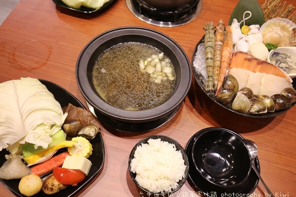 台中西屯區火鍋萬客什鍋深夜美食海鮮鍋牛奶鍋台中火鍋麻油炸蛋4888 台中西屯區火鍋萬客什鍋深夜美食海鮮鍋牛奶鍋台中火鍋麻油炸蛋4888