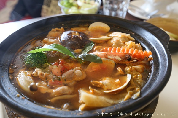 台中大里美食漫典咖啡輕食養生健康海鮮義大利麵.番茄百匯健康煲.漫典起司牛肉丸5018 台中大里美食漫典咖啡輕食養生健康海鮮義大利麵.番茄百匯健康煲.漫典起司牛肉丸5018