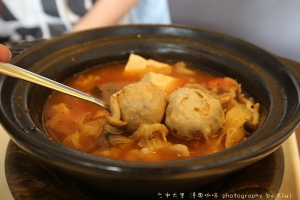 台中大里美食漫典咖啡輕食養生健康海鮮義大利麵.番茄百匯健康煲.漫典起司牛肉丸5031