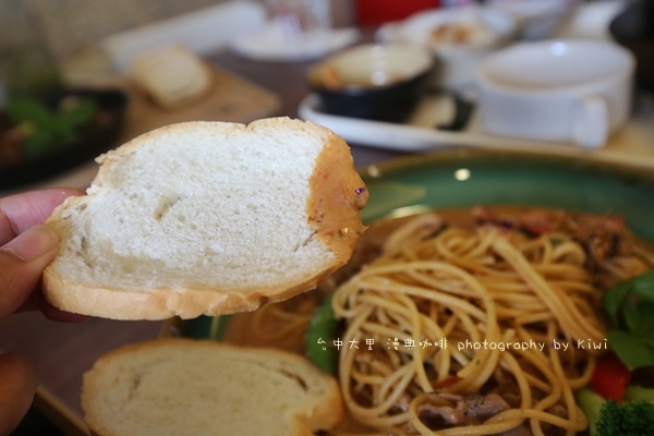 台中大里美食漫典咖啡輕食養生健康海鮮義大利麵.番茄百匯健康煲.漫典起司牛肉丸5052