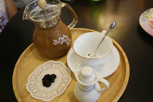 彰化永樂街穩定飛行咖啡Cafe骨董店單品咖啡5561 彰化永樂街穩定飛行咖啡Cafe骨董店單品咖啡5561