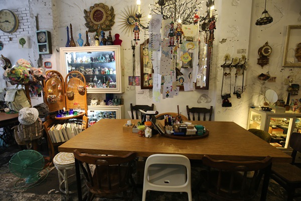 彰化永樂街穩定飛行咖啡Cafe骨董店單品咖啡5539 彰化永樂街穩定飛行咖啡Cafe骨董店單品咖啡5539