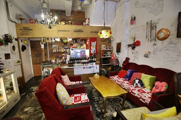 彰化永樂街穩定飛行咖啡Cafe骨董店單品咖啡5524 彰化永樂街穩定飛行咖啡Cafe骨董店單品咖啡5524