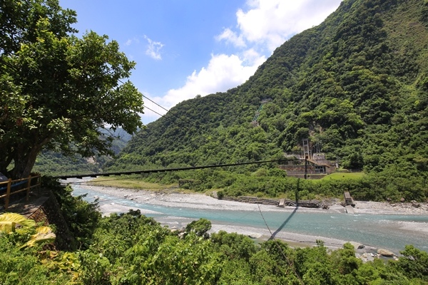 花蓮秀林景點銅門慕谷慕魚生態廊道步行四小時銅門發電廠銅門派出所翡翠谷清水發電廠龍澗發電廠清流發電廠6517 花蓮秀林景點銅門慕谷慕魚生態廊道步行四小時銅門發電廠銅門派出所翡翠谷清水發電廠龍澗發電廠清流發電廠6517
