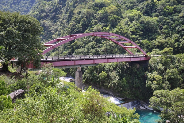 花蓮秀林景點銅門慕谷慕魚生態廊道步行四小時銅門發電廠銅門派出所翡翠谷清水發電廠龍澗發電廠清流發電廠6588