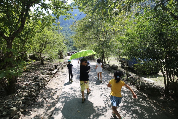 花蓮秀林景點銅門慕谷慕魚生態廊道步行四小時銅門發電廠銅門派出所翡翠谷清水發電廠龍澗發電廠清流發電廠6604 花蓮秀林景點銅門慕谷慕魚生態廊道步行四小時銅門發電廠銅門派出所翡翠谷清水發電廠龍澗發電廠清流發電廠6604