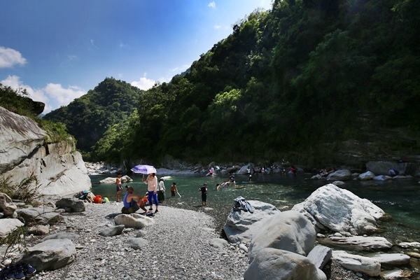 花蓮秀林景點銅門慕谷慕魚生態廊道步行四小時銅門發電廠銅門派出所翡翠谷清水發電廠龍澗發電廠清流發電廠6660 花蓮秀林景點銅門慕谷慕魚生態廊道步行四小時銅門發電廠銅門派出所翡翠谷清水發電廠龍澗發電廠清流發電廠6660