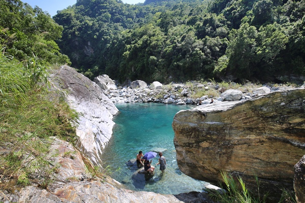 花蓮秀林景點銅門慕谷慕魚生態廊道步行四小時銅門發電廠銅門派出所翡翠谷清水發電廠龍澗發電廠清流發電廠6673