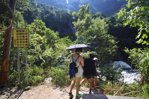 花蓮秀林景點銅門慕谷慕魚生態廊道步行四小時銅門發電廠銅門派出所翡翠谷清水發電廠龍澗發電廠清流發電廠6687