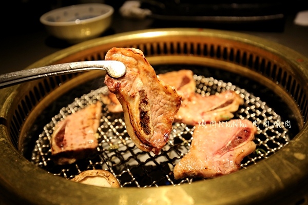 台中西屯區燒肉NikuNiku 肉肉燒肉秋紅谷附近單點雙人套餐三人套餐塌塌米座位獨立空間座位7323 台中西屯區燒肉NikuNiku 肉肉燒肉秋紅谷附近單點雙人套餐三人套餐塌塌米座位獨立空間座位7323