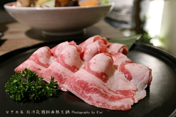 台中西區牧沐苑精緻麻辣火鍋BRT茄苳腳鄰近皇家四季酒店高hotel one草悟道市民廣場9169 台中西區牧沐苑精緻麻辣火鍋BRT茄苳腳鄰近皇家四季酒店高hotel one草悟道市民廣場9169