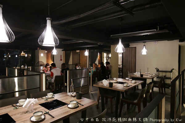 台中西區牧沐苑精緻麻辣火鍋BRT茄苳腳鄰近皇家四季酒店高hotel one草悟道市民廣場9105 台中西區牧沐苑精緻麻辣火鍋BRT茄苳腳鄰近皇家四季酒店高hotel one草悟道市民廣場9105