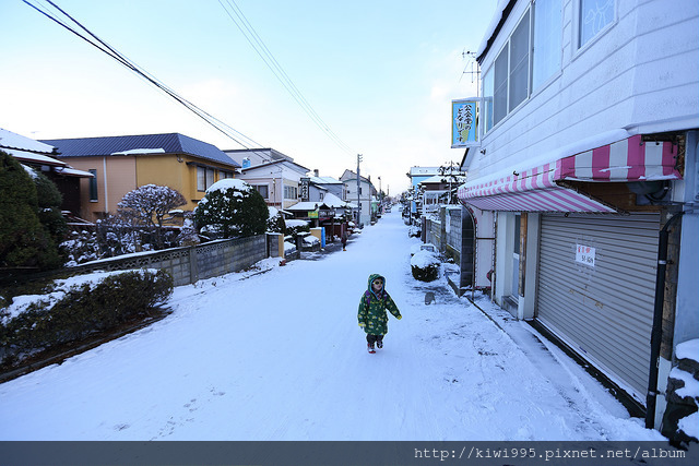 這條路通往函館山纜車