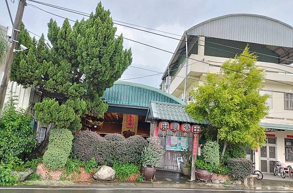 台中南屯田寮農莊景觀餐廳  寵物友善餐廳 親子餐廳 假日出遊