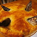 320px-Baked_stargazy_pie.jpg