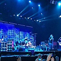 PearlJam-Amsterdam-2012_(cropped).jpg