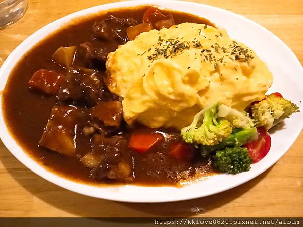 「吉米廚房」紅酒牛肉蛋包飯.jpg