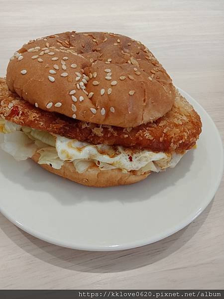 「Star Burger」青檸鮮蝦堡.jpg
