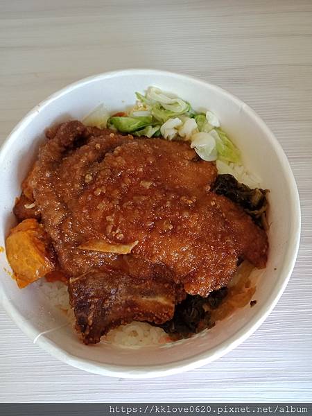 「曾媽媽酸菜排骨飯」酸菜排骨飯03.jpg