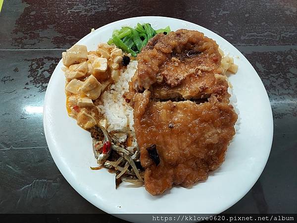 「祿港」滷排飯01.jpg