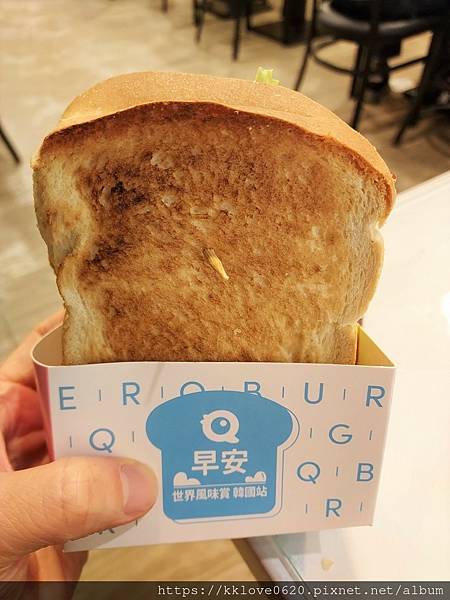「Q Burger」韓式辣醬脆雞起士01.jpg