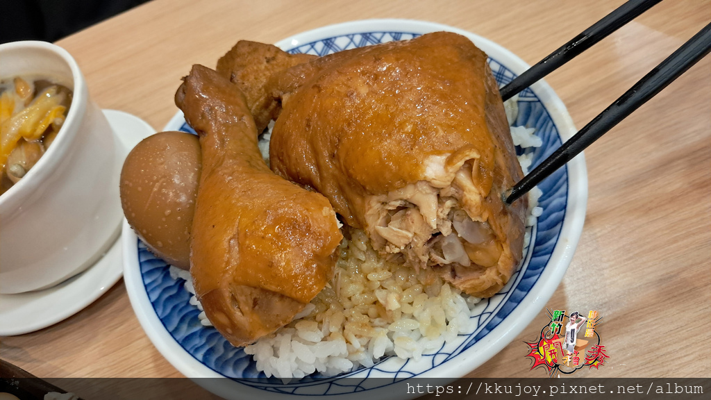 台中大里美食|林記飯館|大里滷肉飯便當|銅板價美食|控肉軟Q