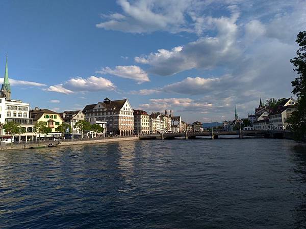 line_1143996267947755.jpg line_1143996267947755.jpg