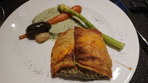 漁曜海物之四喜堂私廚-茶香龍虎石斑豆皮捲 漁曜海物之四喜堂私廚-茶香龍虎石斑豆皮捲