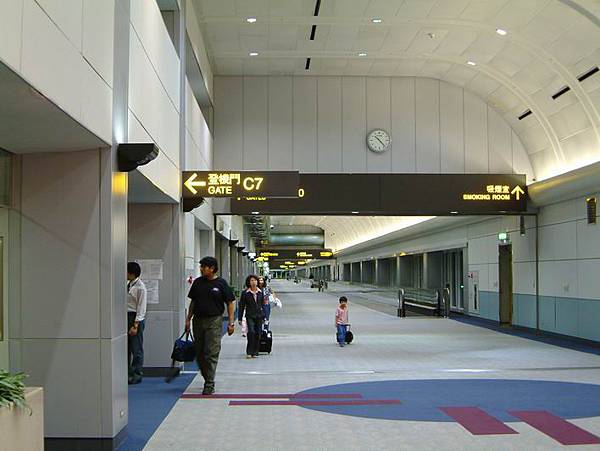 到目的地之前001-中正國際機場.JPG 到目的地之前001-中正國際機場.JPG