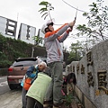 1061221救國團基隆市中山區團委會團委會社區綠美化 (2).JPG