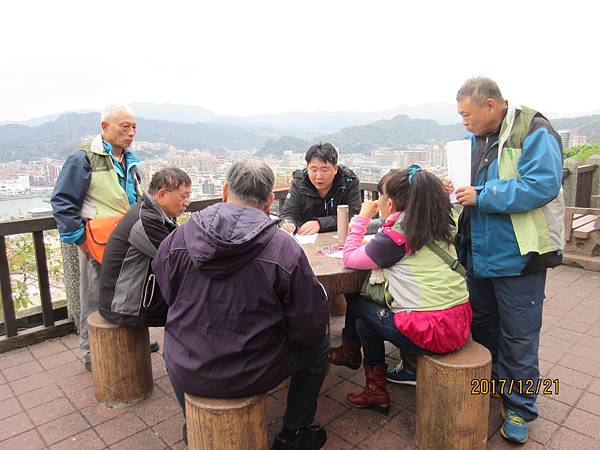 1061221救國團基隆市中山區團委會106年12月份月會 (2).JPG