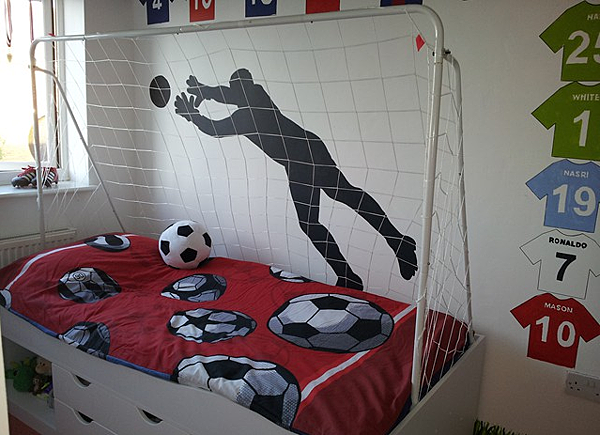 sport-bedroom-soccer-themed-bedroom-kids-room.png